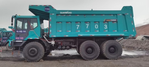 Карьерный самосвал SWK105Z