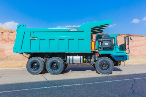 Карьерный самосвал SWK90